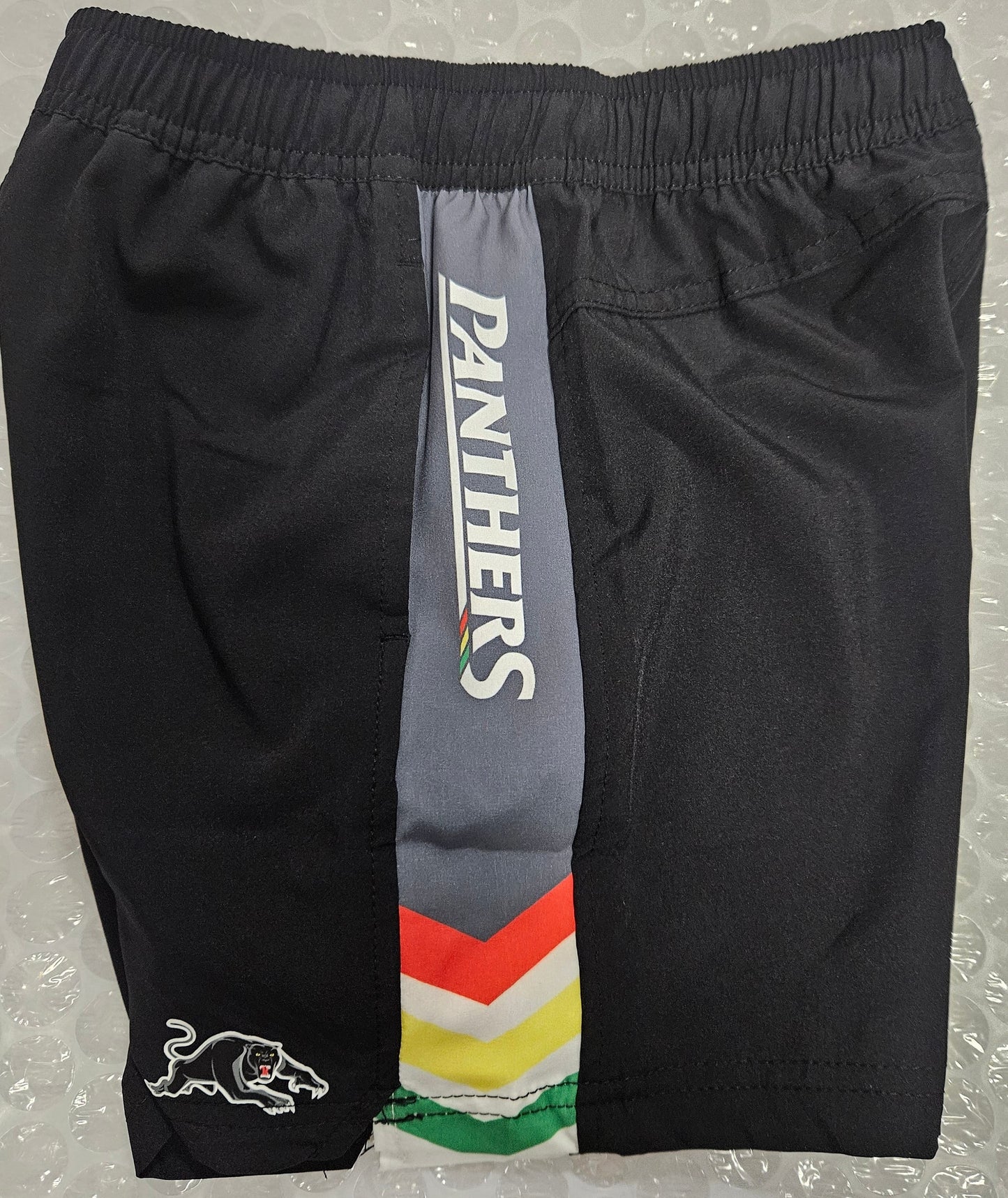 NRL TECH SHORTS PANTHERS KIDS -SIZE 6